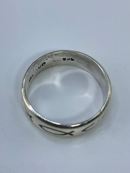 Anillo con marca 925 visible en el interior, garantía de autenticidad
