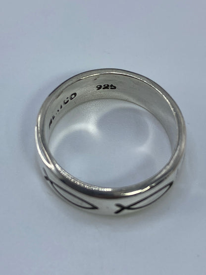 Detalle del interior del anillo con el Quinto 925 grabado