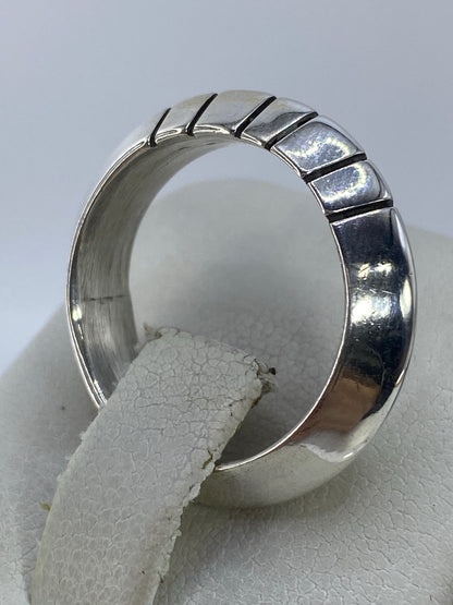 Detalle del interior del anillo con grabado del Quinto 925