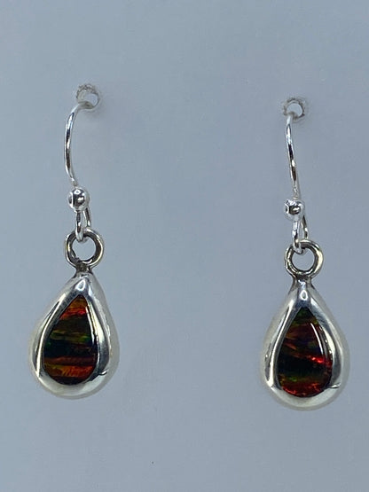 Par de aretes de plata 925 con ópalo de fuego multicolor en tonos rojo y naranja