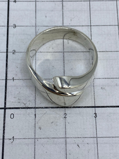 Marcado 925 en el interior del anillo de plata auténtica