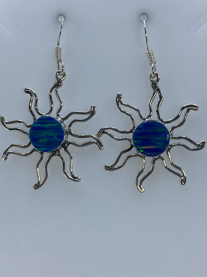 Par de aretes de plata 950 con ópalo de fuego verde limón y estructura ondulante