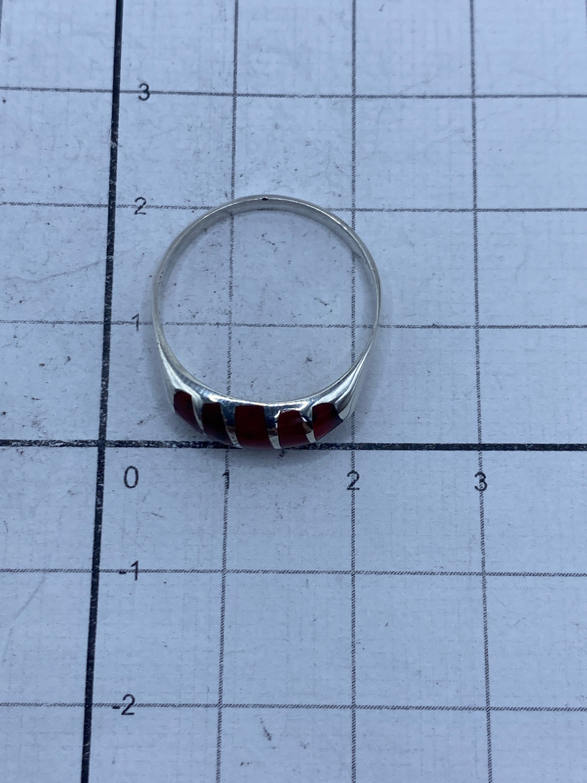 Interior del anillo con marca de Quinto 950 certificando autenticidad