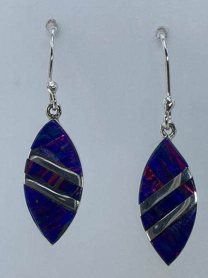 Par de aretes de plata 950 con opalo de fuego multicolor iridiscente