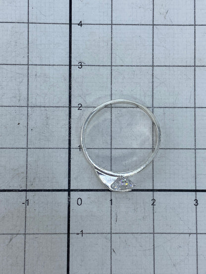 Anillo con el Quinto 925 visible, garantía de autenticidad