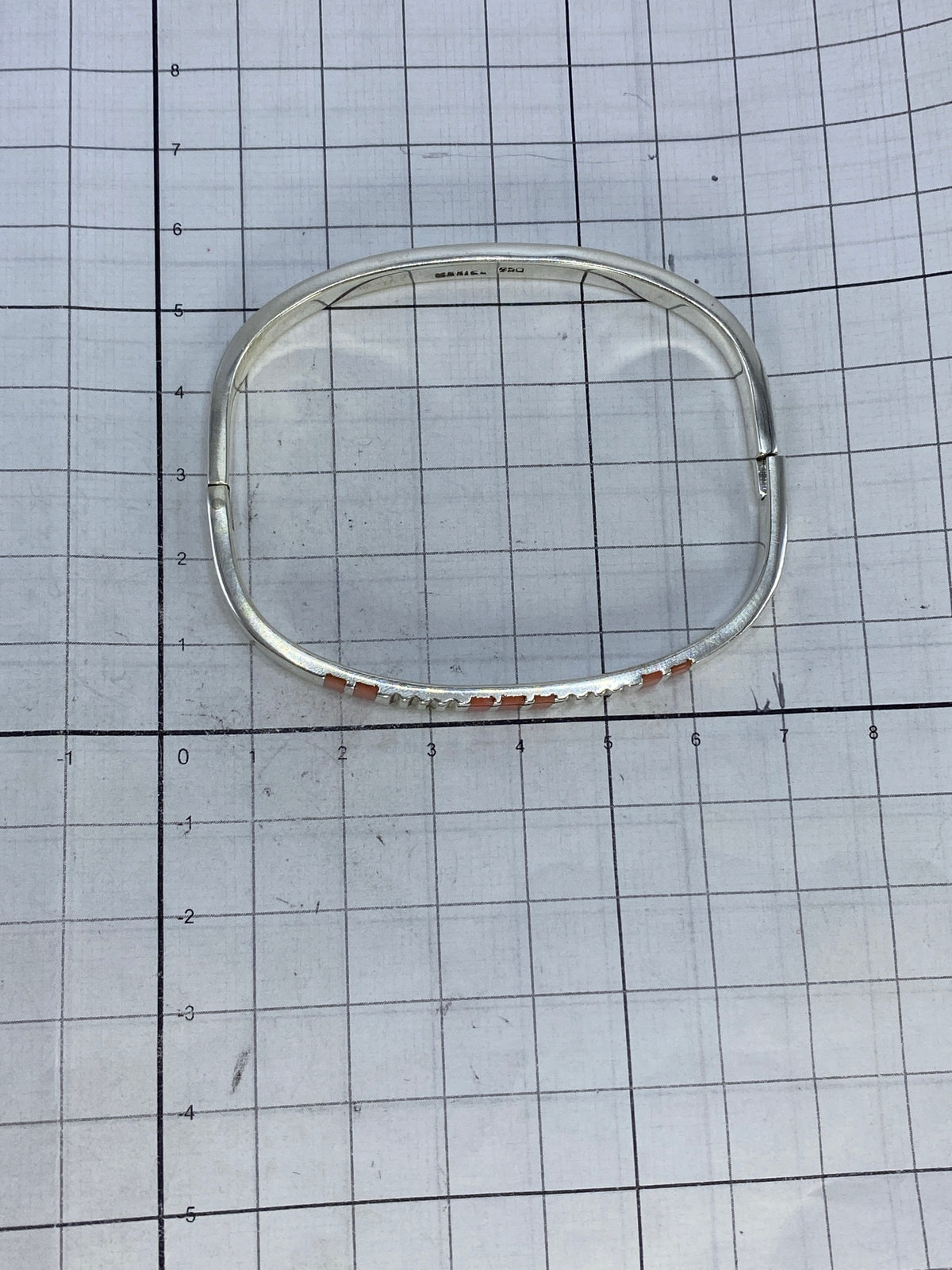 Vista interior del brazalete con el Quinto 950