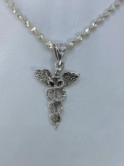 Dije caduceo médico de plata 925 en cadena brillante