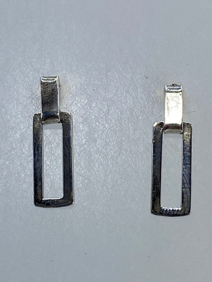 Detalle del corte de precisión en calado de plata 925