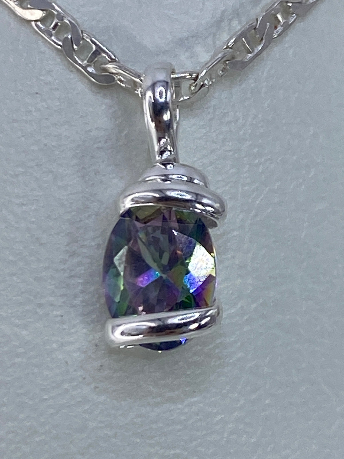 Dije de plata 925 con circonia multicolor engastada, 1.6 cm de largo