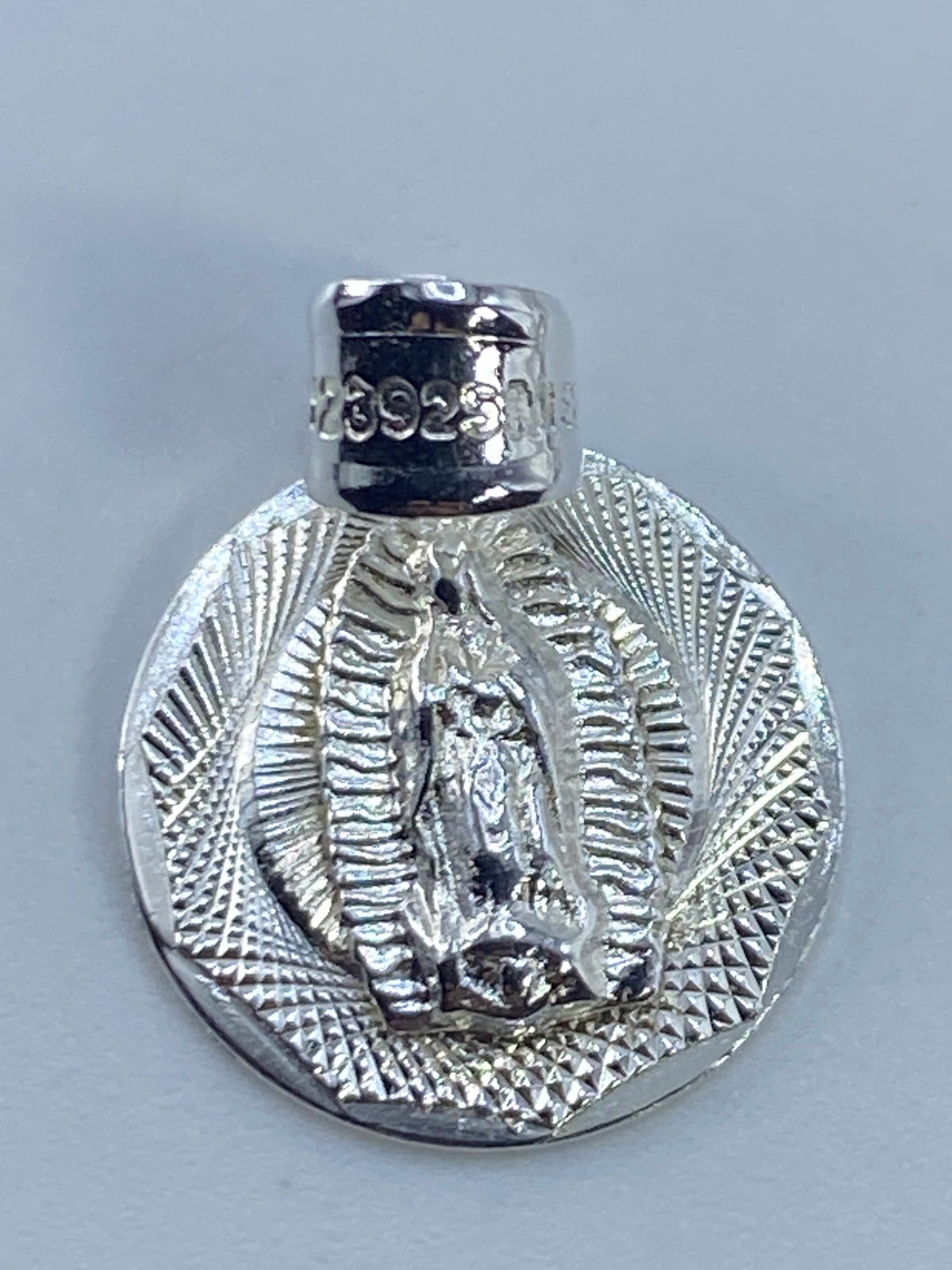 Dije Virgen de Guadalupe Plata Repujada — Taxco 925 — foto 5