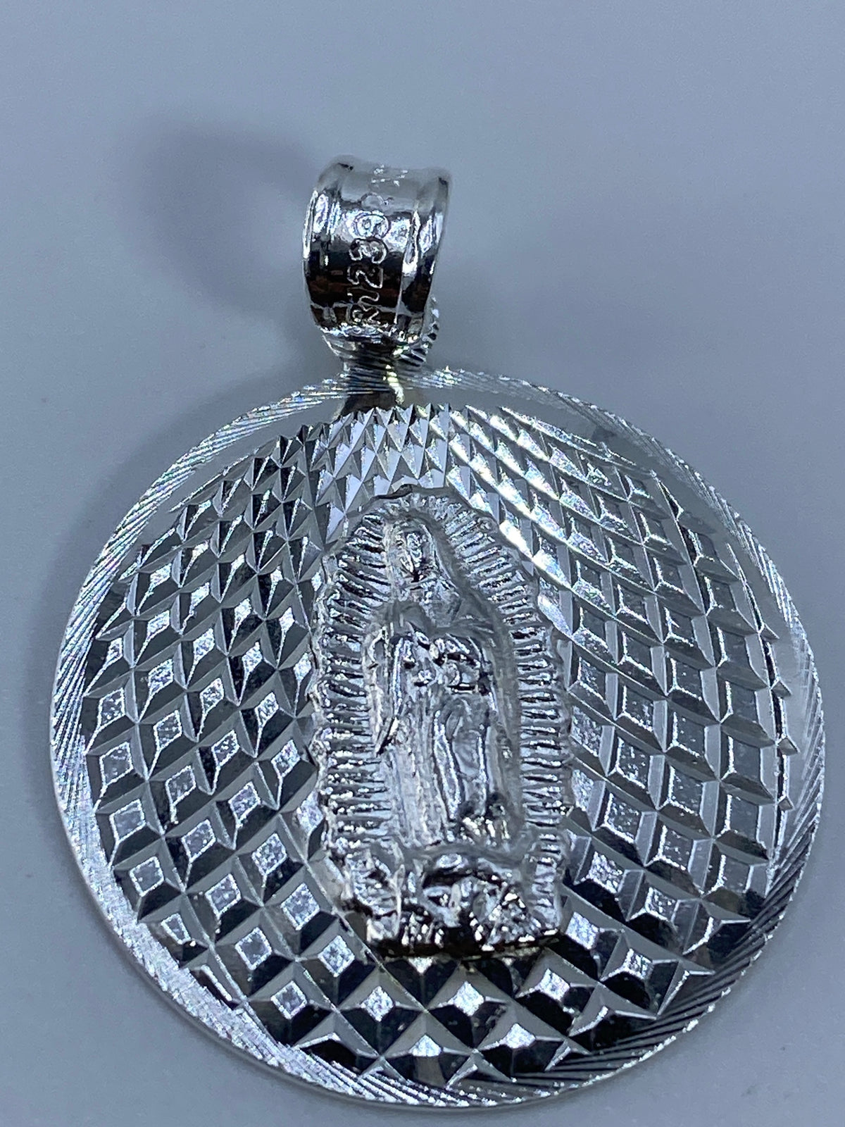 Dije Virgen de Guadalupe Repujado en Plata 925 — Taxco — foto 5