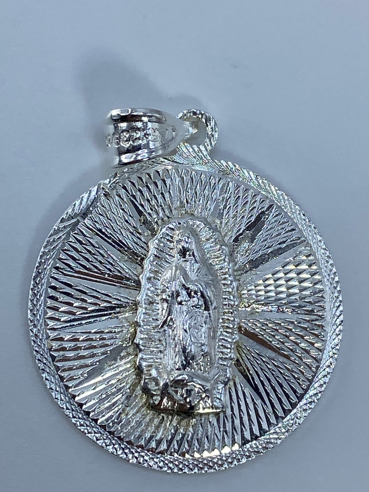 Dije de Plata Virgen de Guadalupe Repujado — Taxco 925 — foto 5