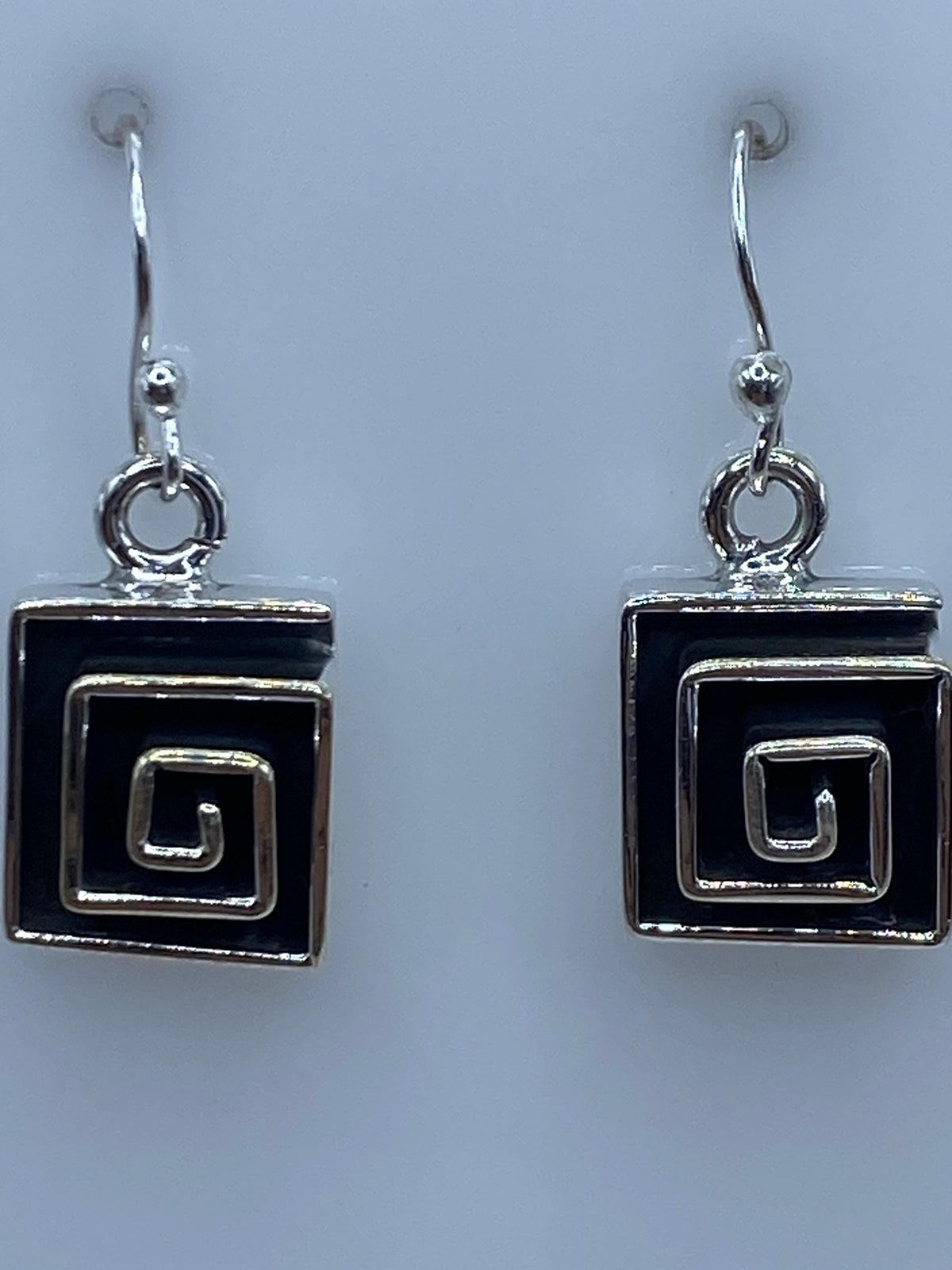 Par de aretes de plata colgantes con gancho francés, medida 3.6 cm