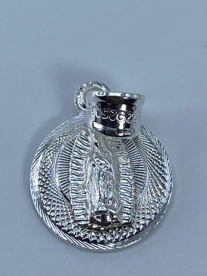 Dije Virgen de Guadalupe Repujado en Plata 925 — Taxco — foto 5
