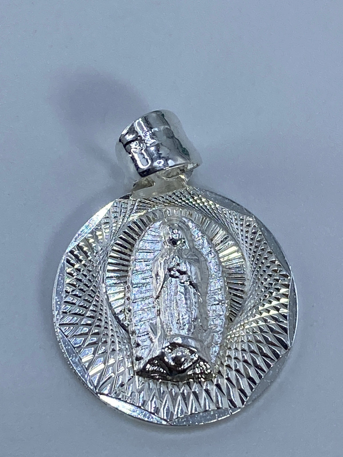 Dije Virgen de Guadalupe Plata 925 — Repujado Taxco — foto 5