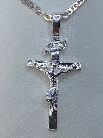 Dije crucifijo de plata 925 repujado a mano en Taxco, colgante religioso de 3.2 cm