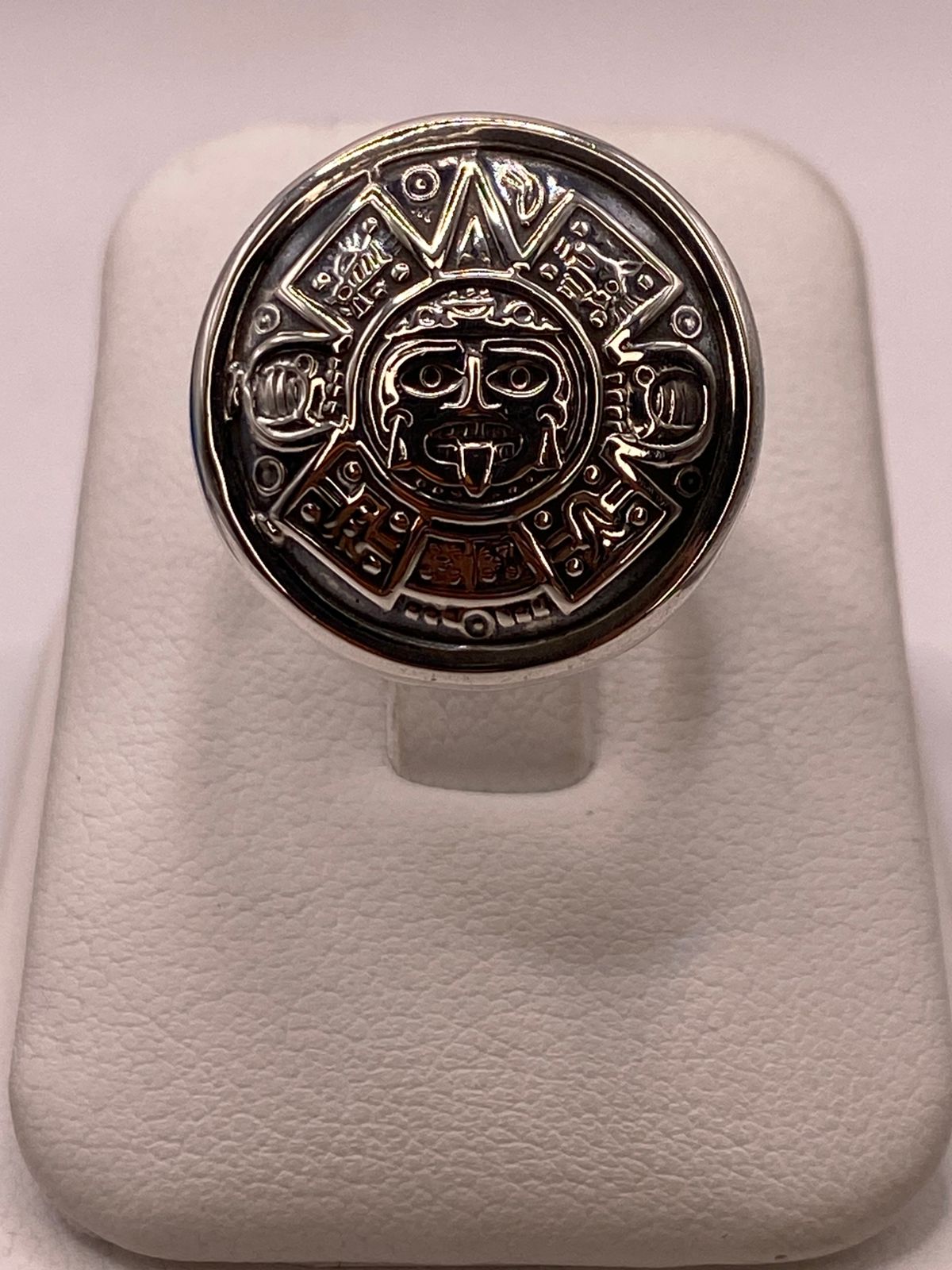 Anillo Ajustable de Plata .925 Calendario Azteca, vista frontal