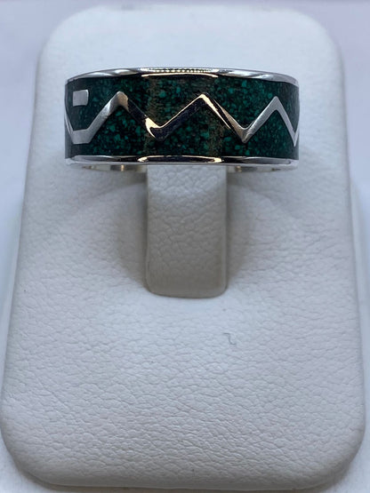 Anillo Ancho de Malaquita con Diseño Geométrico en Plata .925, vista frontal