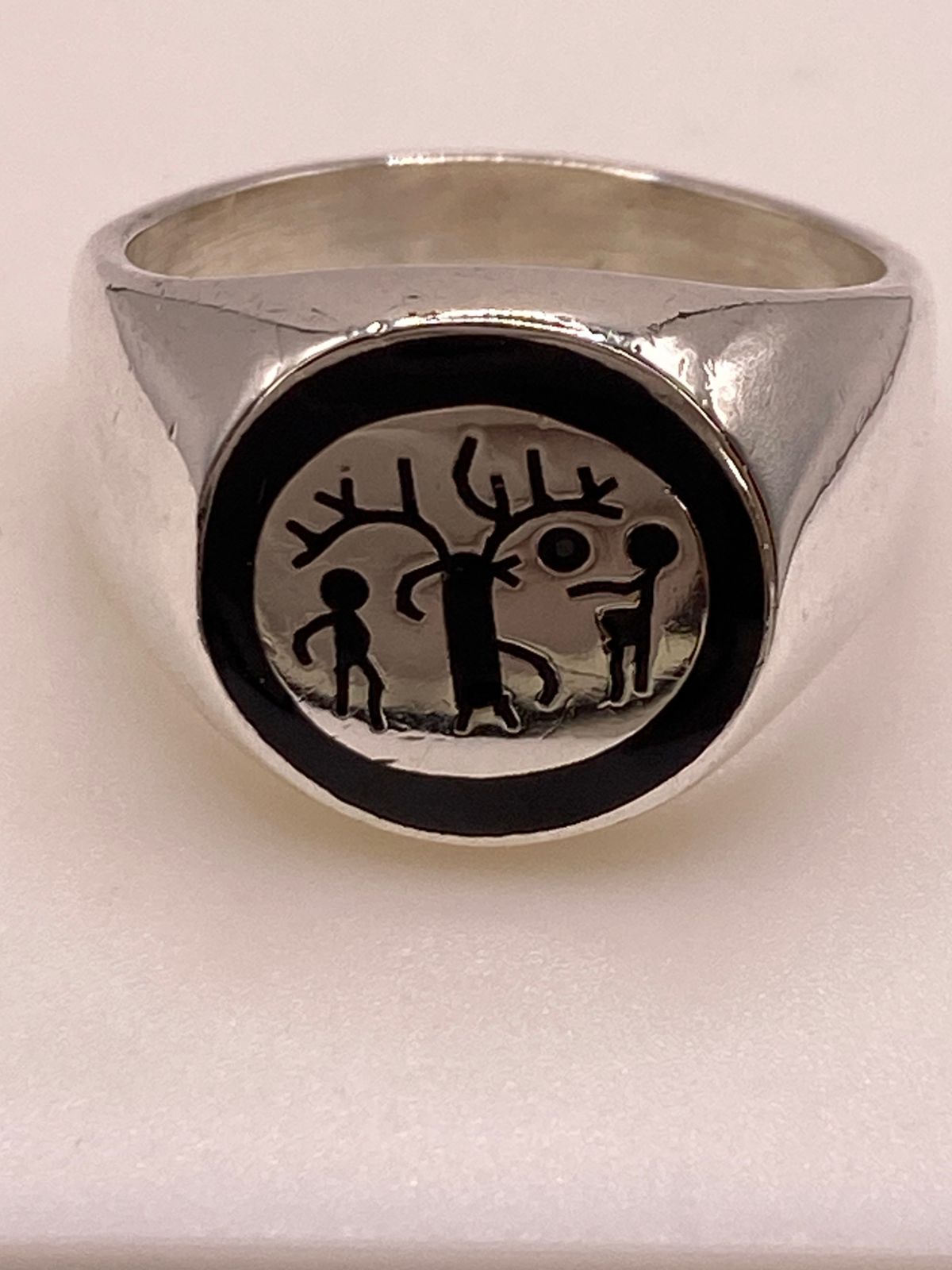 Anillo Árbol de la Vida en Plata .925 con Figuras Humanas, vista superior