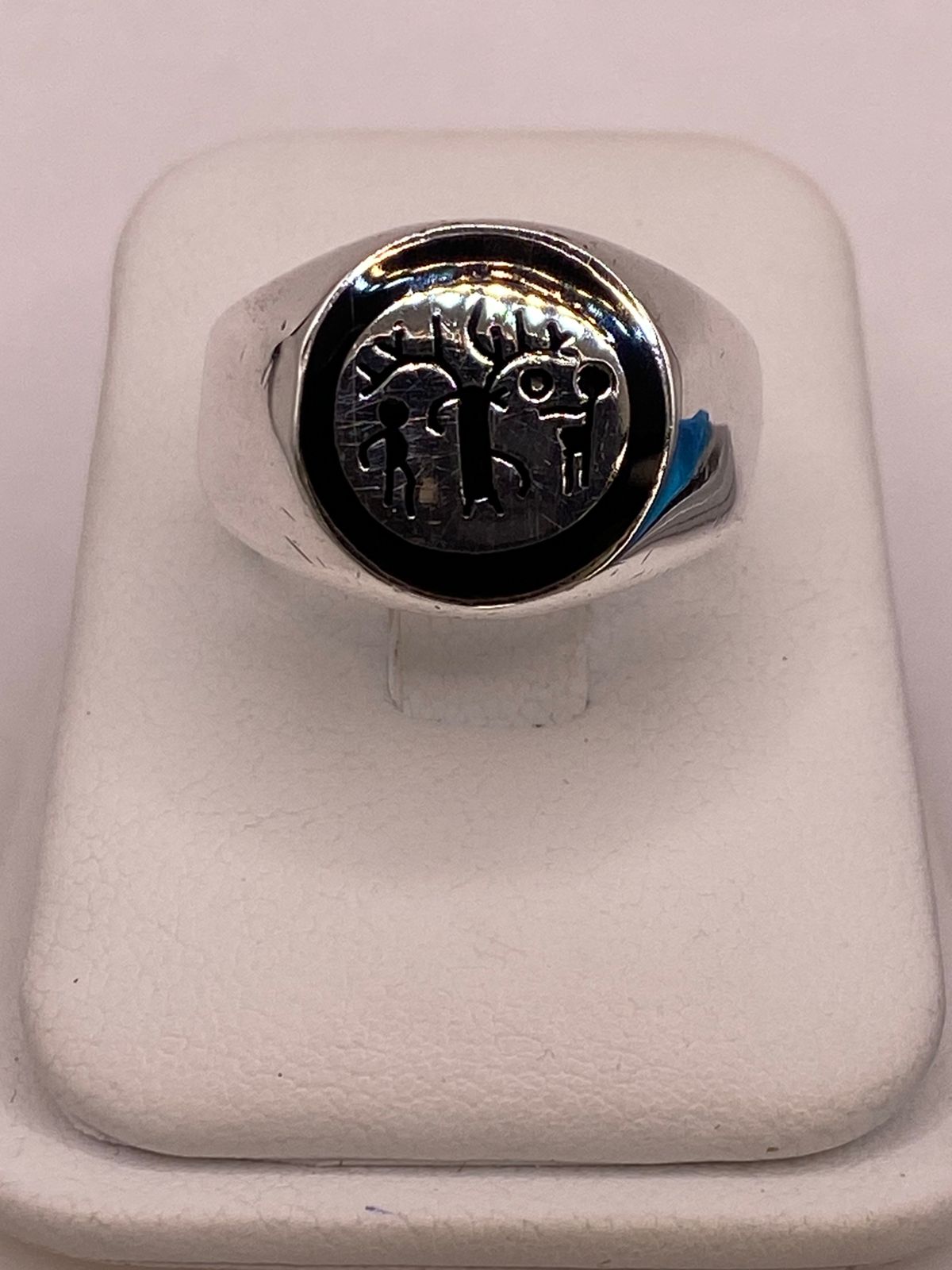 Anillo Árbol de la Vida en Plata .925 con Figuras Humanas, vista superior