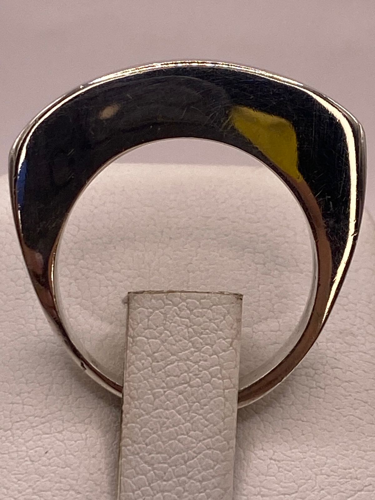 Anillo Argolla Lisa Geométrica en Plata .925, vista superior