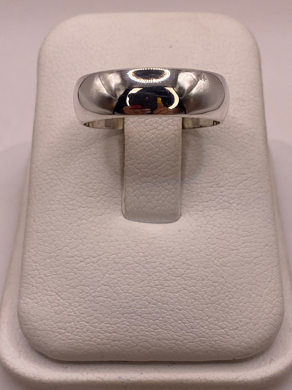Anillo Argolla Lisa Media Caña en Plata .925, vista frontal