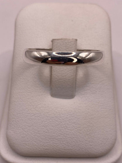 Anillo Argolla Lisa en Plata .925, vista de detalle