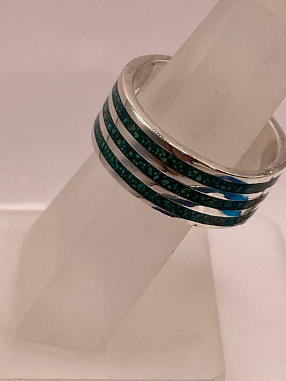 Anillo Artesanal con Franjas de Malaquita en Plata, vista frontal
