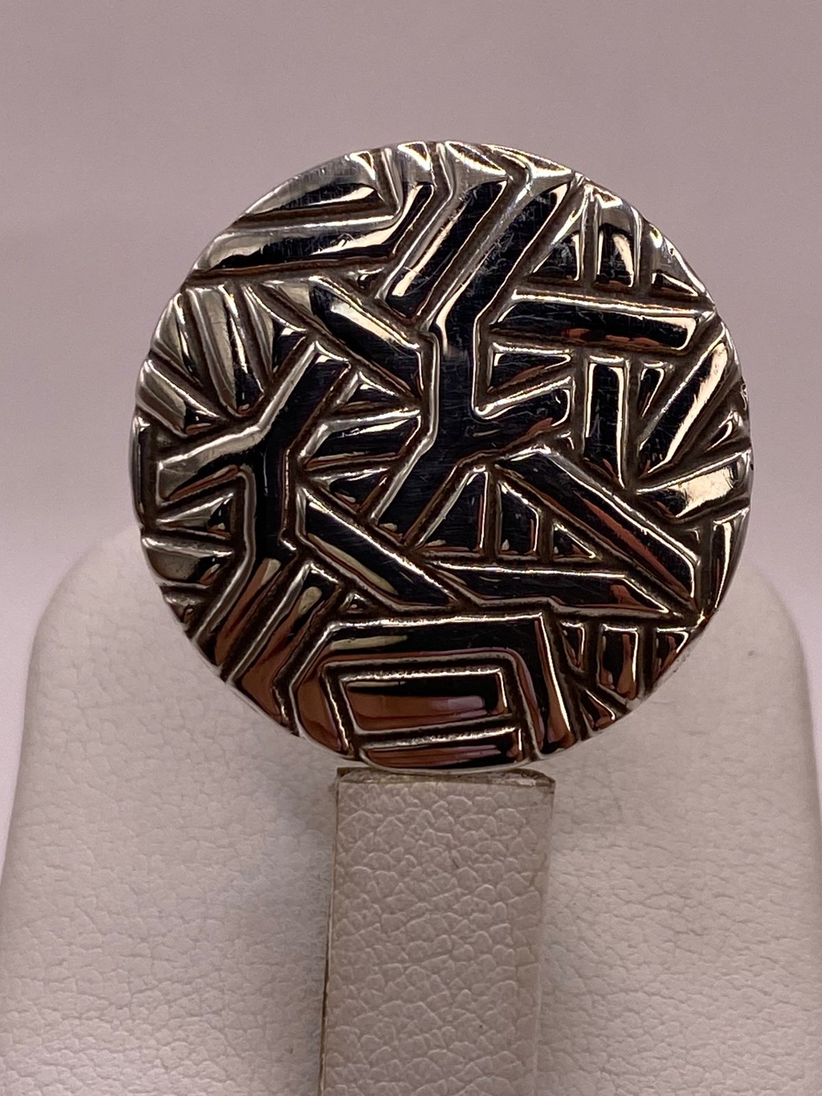 Anillo Artesanal Geométrico en Plata .925, sello de autenticidad Plata Ley .925