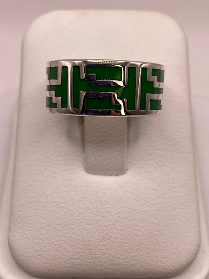 Anillo Artesanal de Malaquita con Diseño Geométrico en Plata — vista lateral