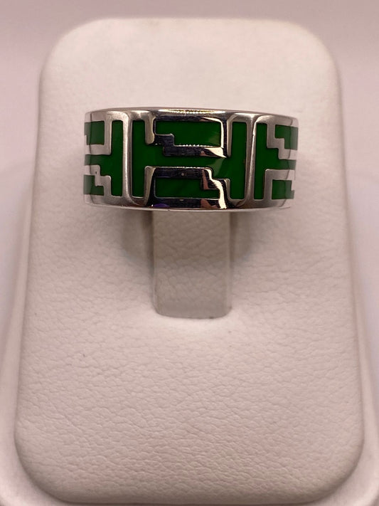Anillo Artesanal de Malaquita con Diseño Geométrico en Plata — vista lateral