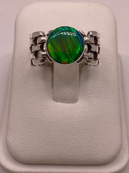Anillo Artesanal con Ópalo de Fuego Verde en Plata .950, vista de detalle