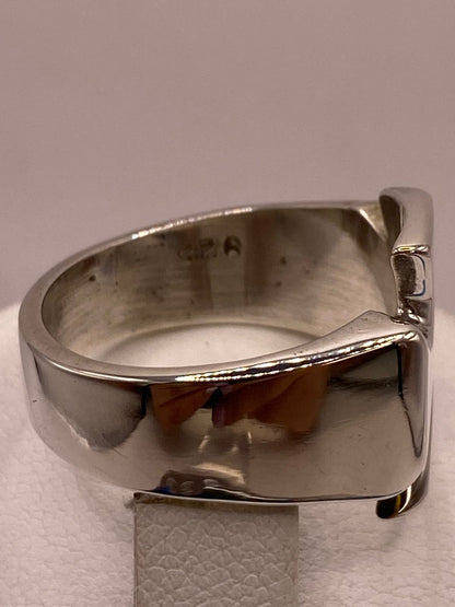 Anillo Artesanal en Plata con Cruz de Malta, sello de autenticidad Plata Ley .925
