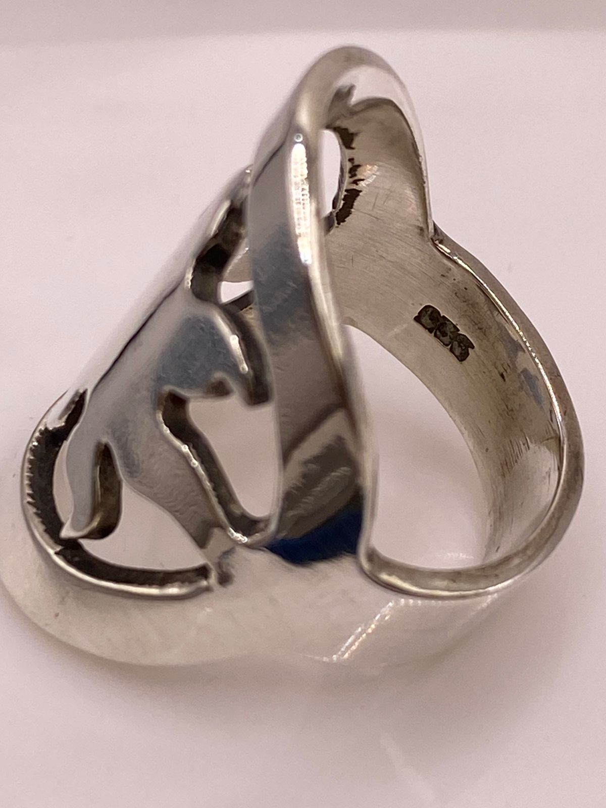 Anillo Artesanal en Plata con Diseño de Sol Calado, sello de autenticidad Plata Ley .925