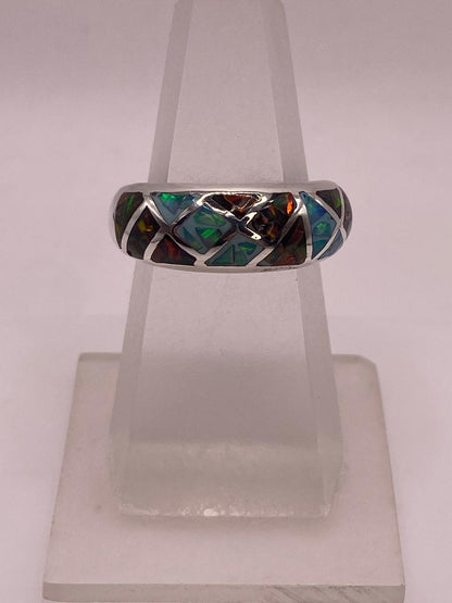 Anillo Artesanal de Plata 950 con Ópalo de Fuego, vista lateral