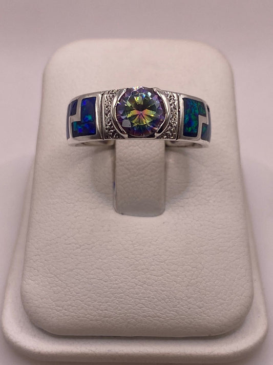 Anillo Artesanal de Plata 950 con Ópalo de Fuego y Zirconia, vista frontal