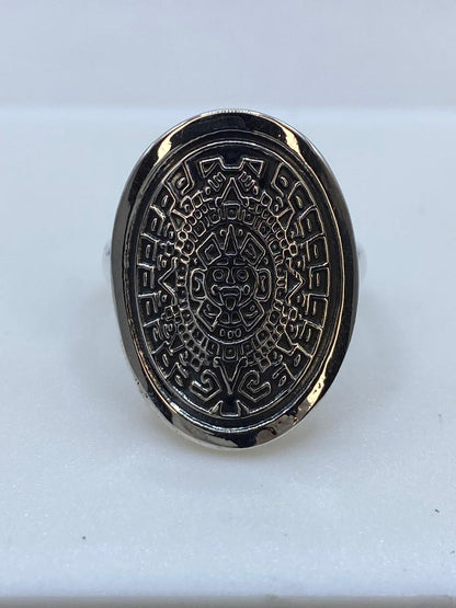 Anillo Azteca Calendario Solar en Plata .925 – Diseño Prehispánico Ovalado, sello de autenticidad Plata Ley .925
