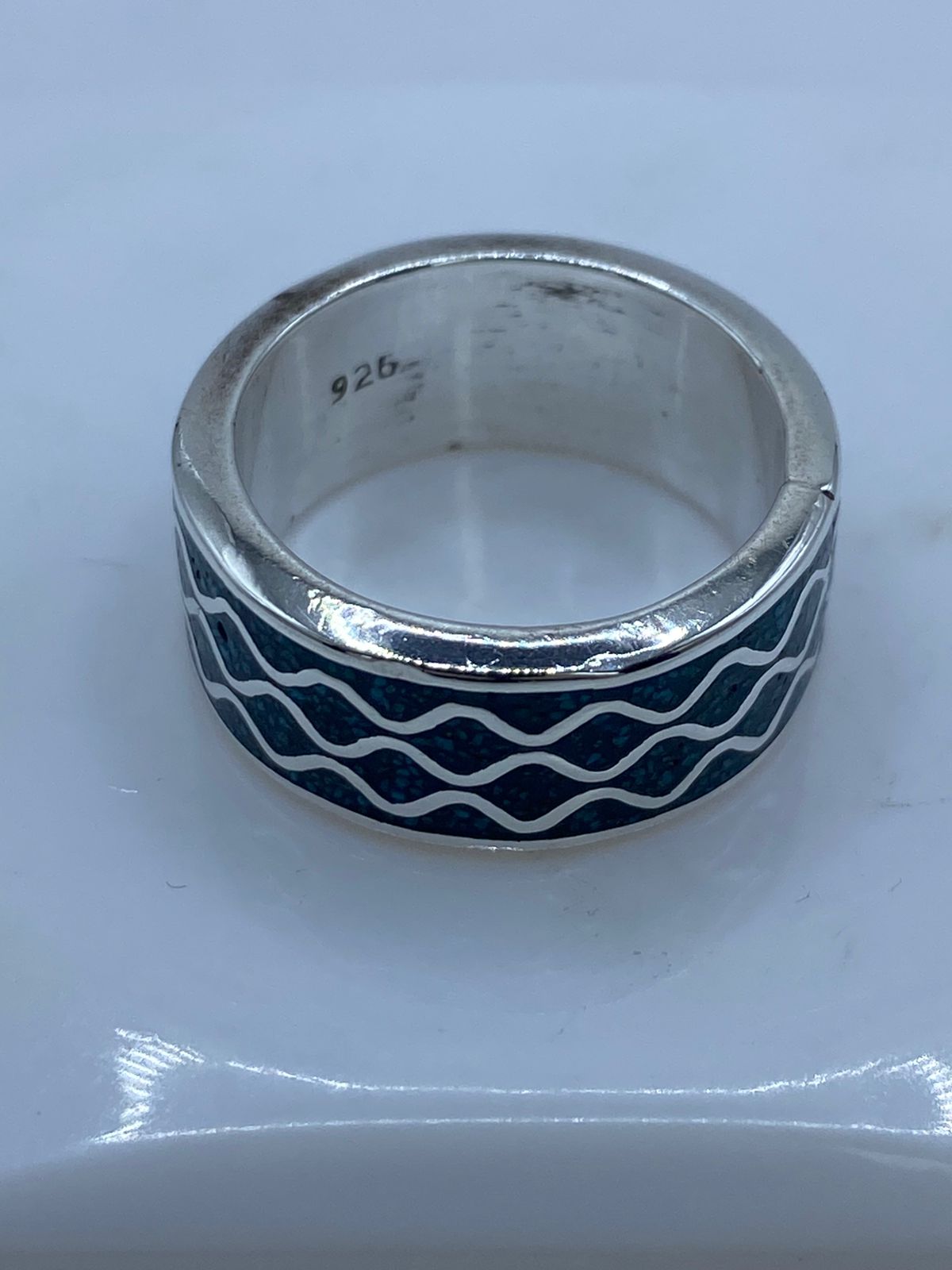 Anillo Banda Oceánica en Plata .925 con Turquesa Natural, sello de autenticidad Plata Ley .925