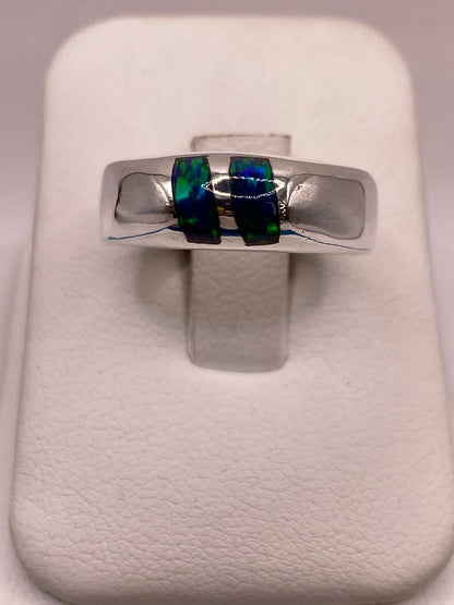 Anillo Banda en Plata Ley 925 con Ópalo de Fuego Azul-verde, vista frontal