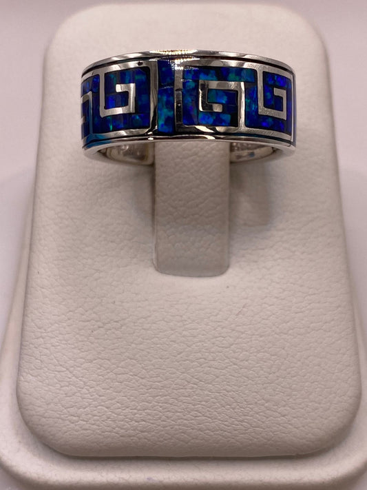 Anillo Banda Plata Ley 950 con Ópalo de Fuego Azul‑verde Diseño Geométrico — detalle de acabado