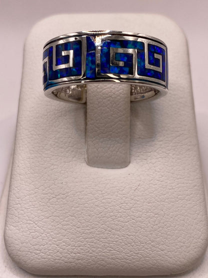 Anillo Banda Plata Ley 950 con Ópalo de Fuego Azul‑verde Diseño Geométrico, vista frontal