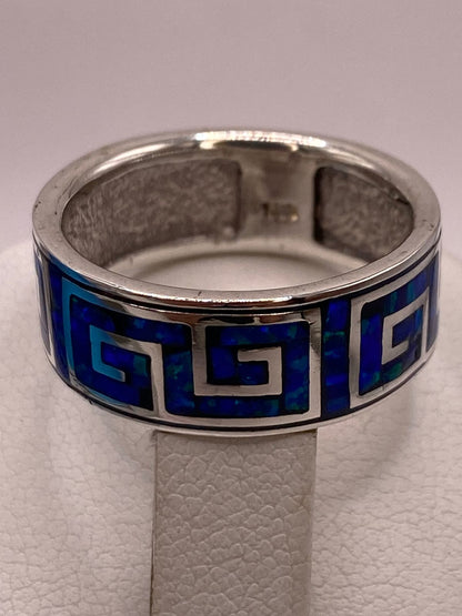 Anillo Banda Plata Ley 950 con Ópalo de Fuego Azul‑verde Diseño Geométrico, vista posterior