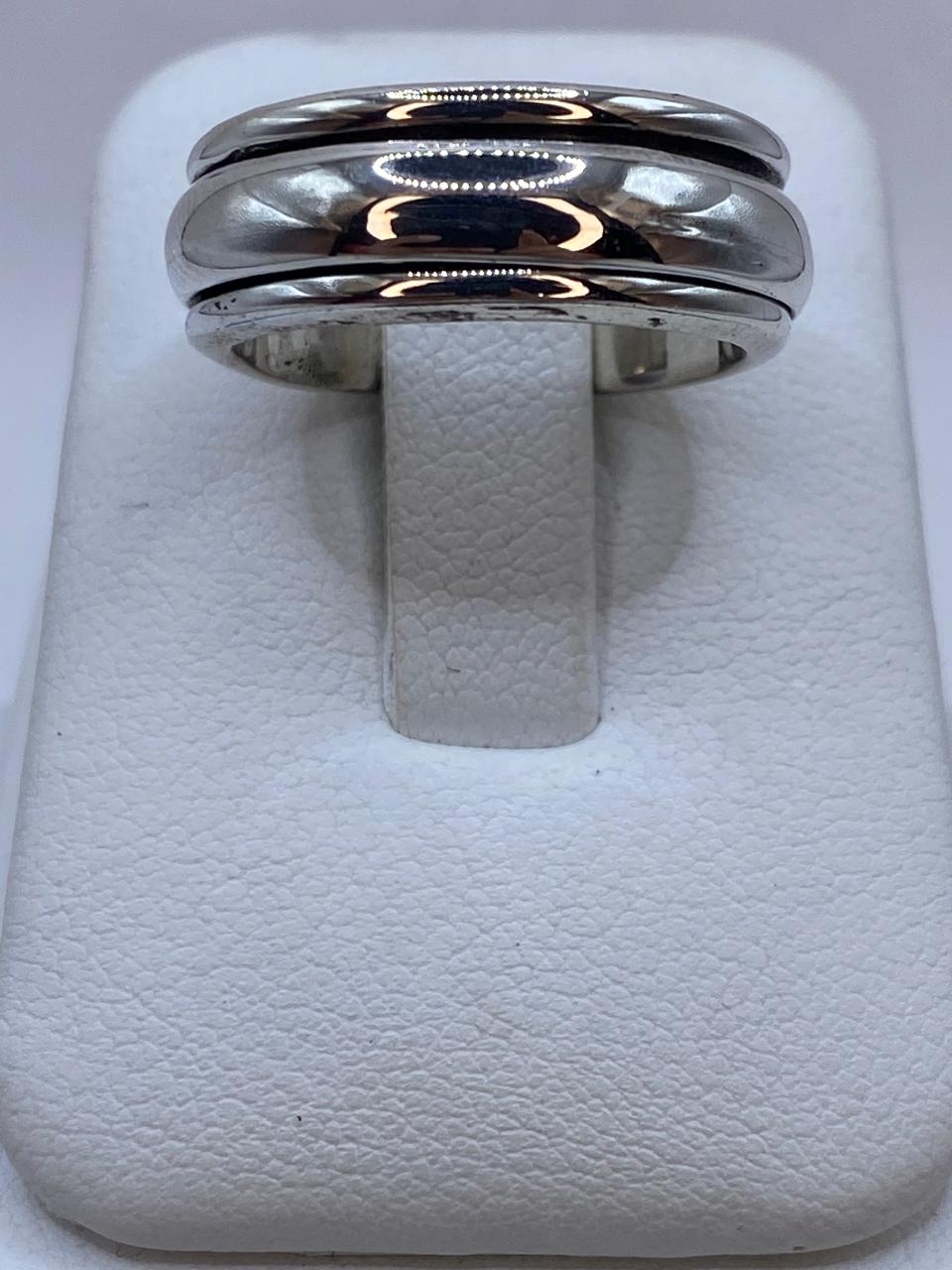 Anillo Banda Giratoria en Plata .925 Diseño Clásico Contemporáneo, sello de autenticidad Plata Ley .925