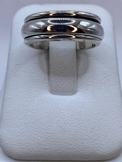 Anillo Banda Giratoria en Plata .925 Diseño Clásico Contemporáneo, vista lateral