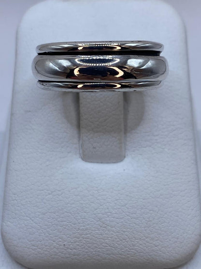 Anillo Banda Giratoria en Plata .925 Diseño Clásico Contemporáneo — ángulo diagonal