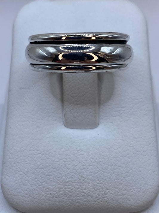 Anillo Banda Giratoria en Plata .925 Diseño Clásico Contemporáneo — ángulo diagonal