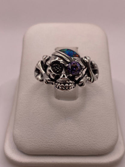 Anillo de Calavera con Ópalo de Fuego y Zirconia en Plata .950, vista frontal