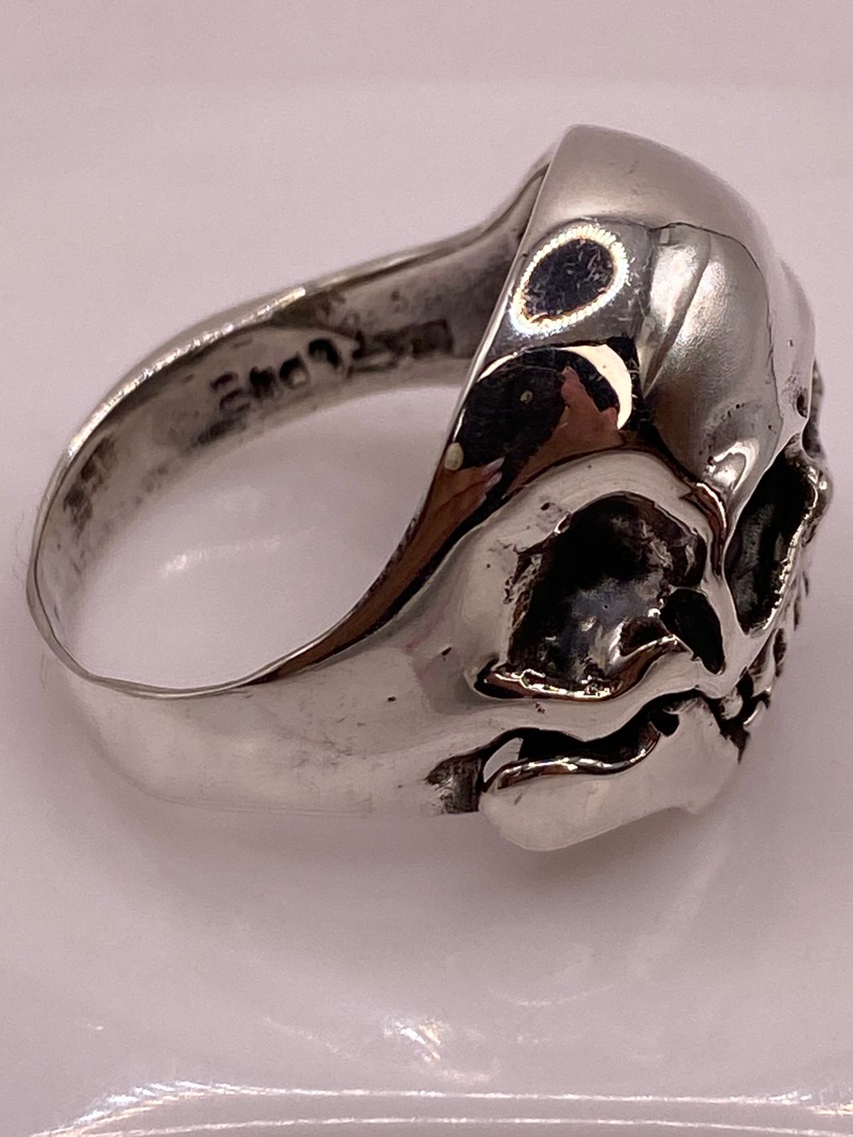 Anillo Calavera de Plata Ley .925, sello de autenticidad Plata Ley .925