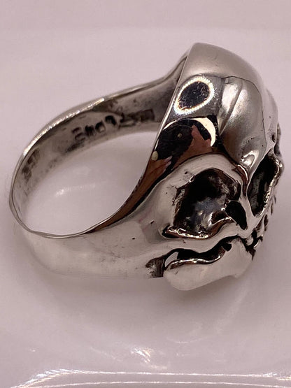 Anillo Calavera de Plata Ley .925, sello de autenticidad Plata Ley .925