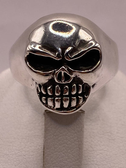 Anillo Calavera de Plata Ley .925, vista superior